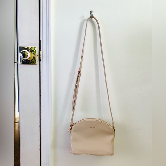 Matt & Nat Crossbody Bag - Cream with rose gold details - Picture 5 of 5